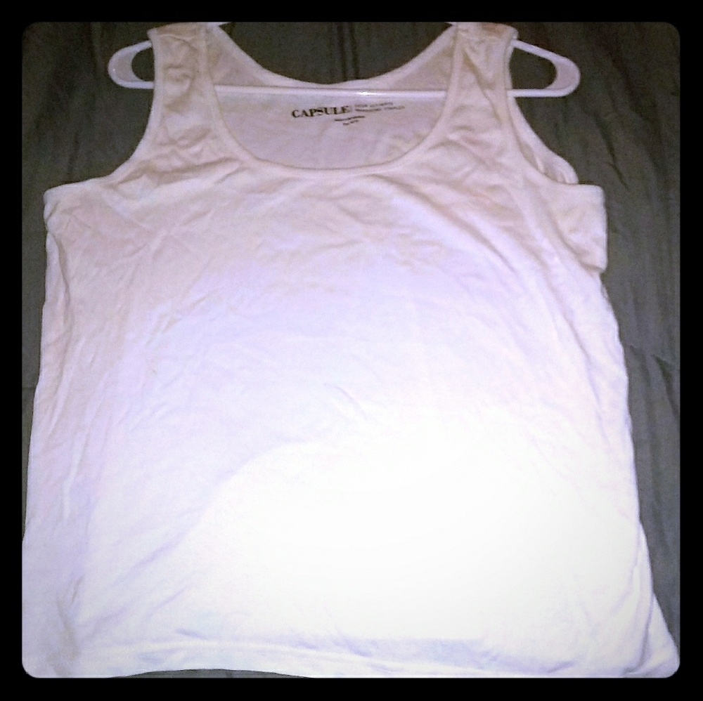 Capsule all white stretch tank top